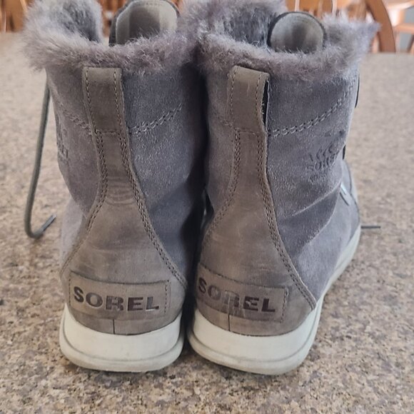 Sorel winter boots - Picture 3 of 5